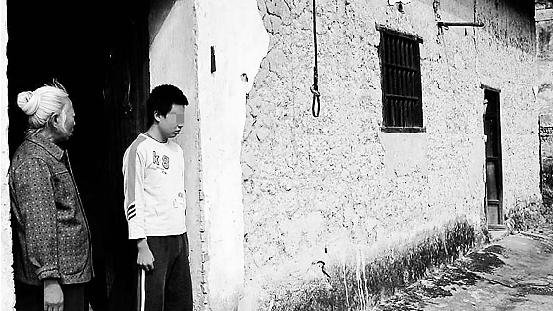 父親遇車禍母親卷走13萬賠償 16歲少年起訴媽媽