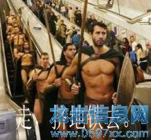 擠的不是地鐵,是寂寞。關于擠地鐵的日常。