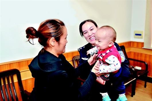 男子為還賭債9.5萬賣掉兒子 警方千里救男嬰